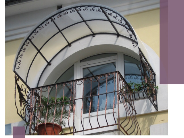 Козырьки над балконом в Скопине — изготовление и монтаж