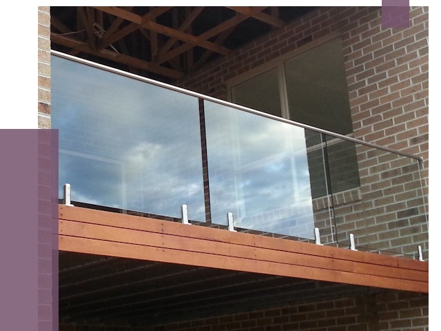 Стеклянные парапеты на крыше и террасе в Скопине от 11724 руб. | ПРОЛЁТ-Скп